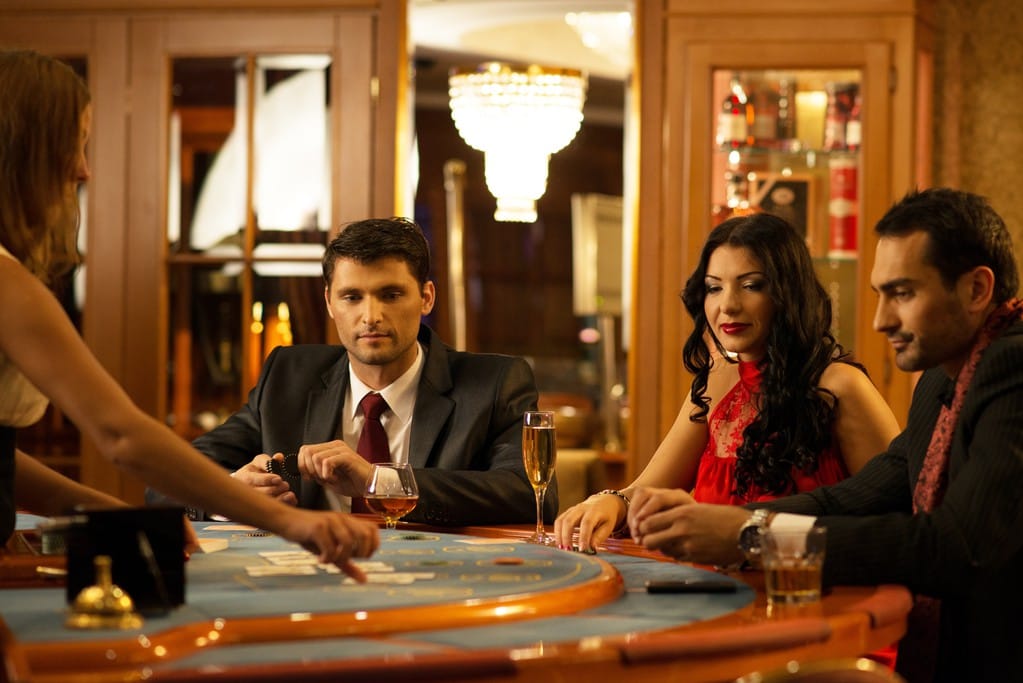 12 Budgeting Tips for an Affordable Las Vegas Bachelor Party (3) 12 Budgeting Tips for an Affordable Las Vegas Bachelor Party (3)